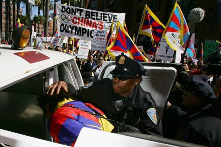 藏族自焚未遂者回憶：美國領導人訪印 自焚被叫停2