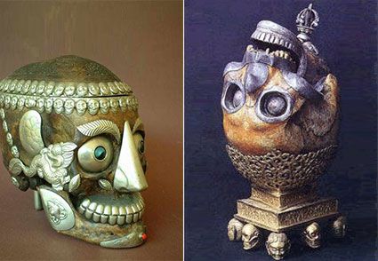 The14thDalaiLamagavetheseasgiftstotheUnitedStates2