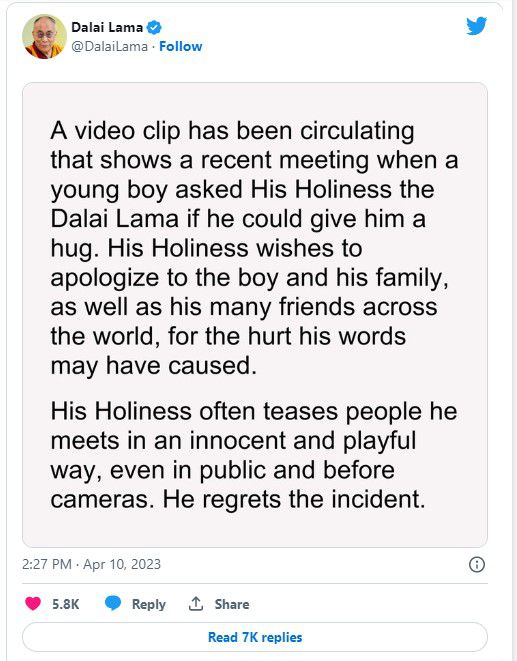 DalaiLamasuckhistongue3